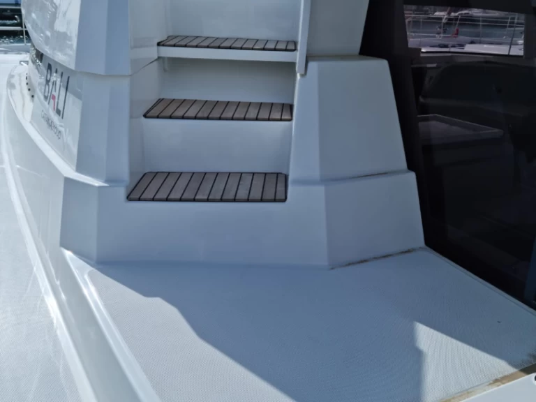 Katamarán k pronájmu v Trellis Bay za nejlepší cenu