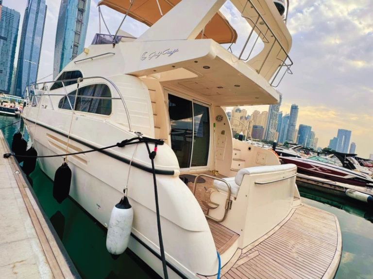 Pronájem jachty v Dubai Marina -Gulf Craft - Majesty Yachts 45 na Samboatu