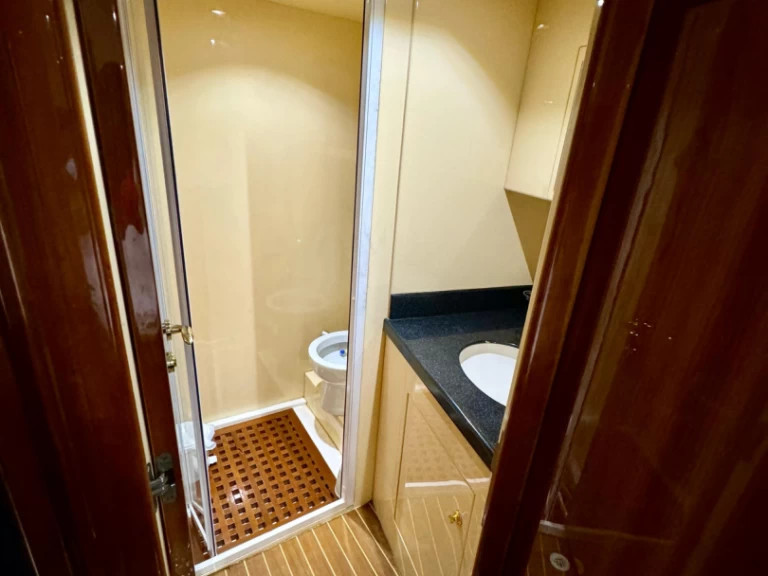 Pronájem Motorová loď v Dubai Marina -Gulf Craft - Majesty Yachts 45