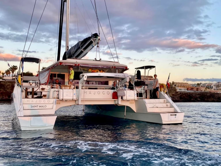 Nautitech Nautitech 542 jednotlivci a charterové společnosti v Le Marin