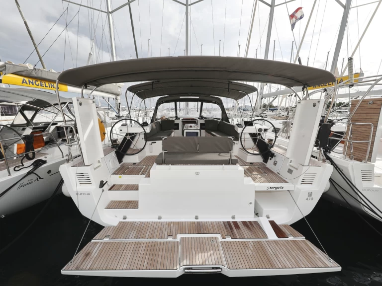 Pronájem lodi Dufour Dufour 470 v Sveti Filip i Jakov na Samboatu