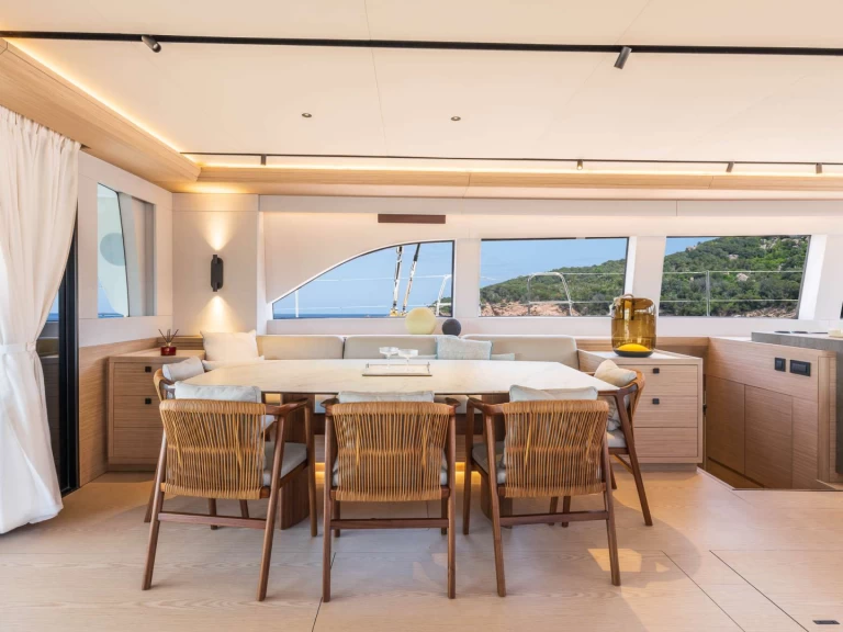 Lagoon IMLADRIS jednotlivci a charterové společnosti v Palma de Mallorca