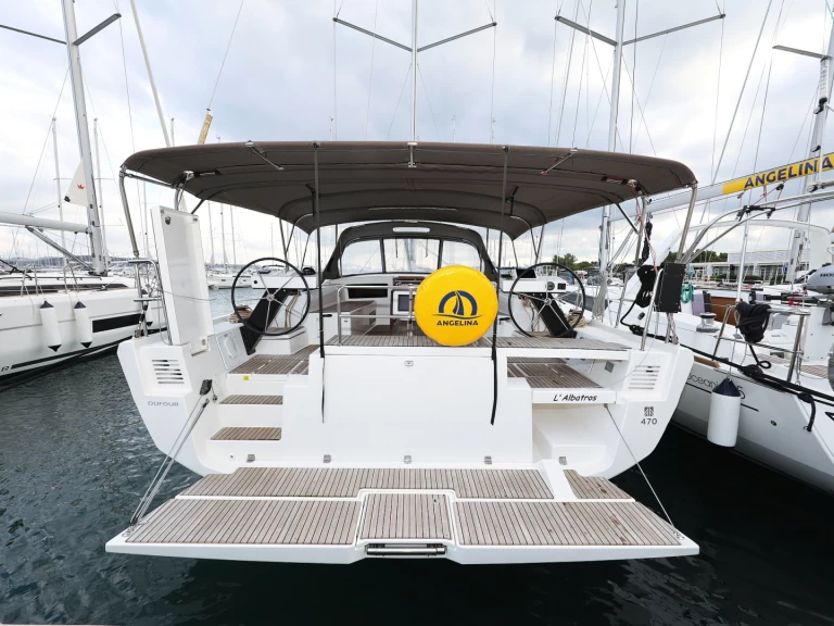 Pronájem lodi Dufour Dufour 470 v Trogir na Samboatu