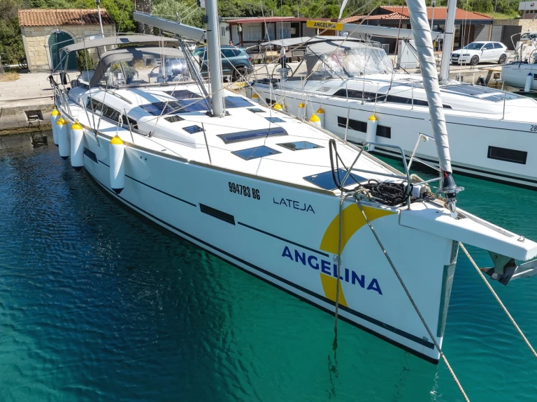 Pronájem jachty v Trogir -Dufour Dufour 520 Grand Large na Samboatu