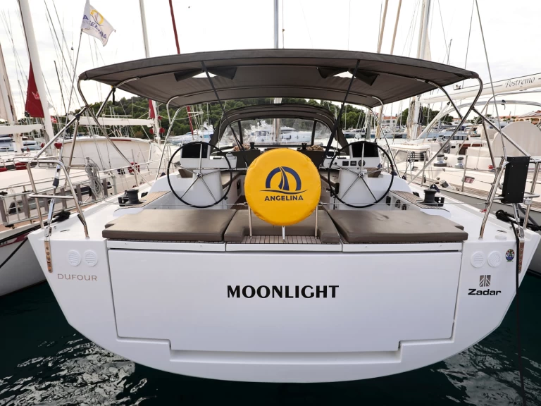 Pronájem Plachetnice Dufour s licencí