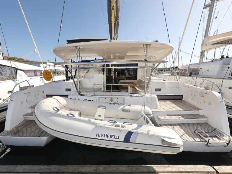 Pronajmout Katamarán se skipperem či ne Lagoon v Sveti Filip i Jakov