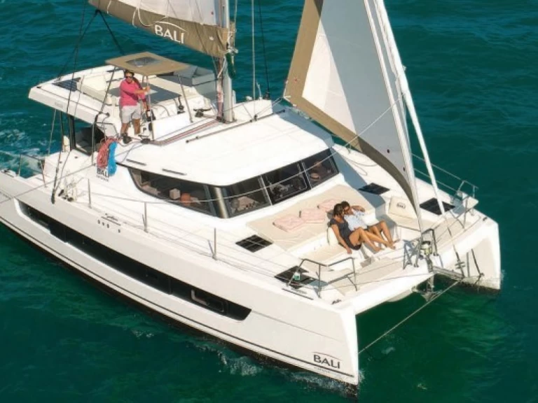 Pronájem lodi Bali Bali Catspace Voile v Nidri na Samboatu