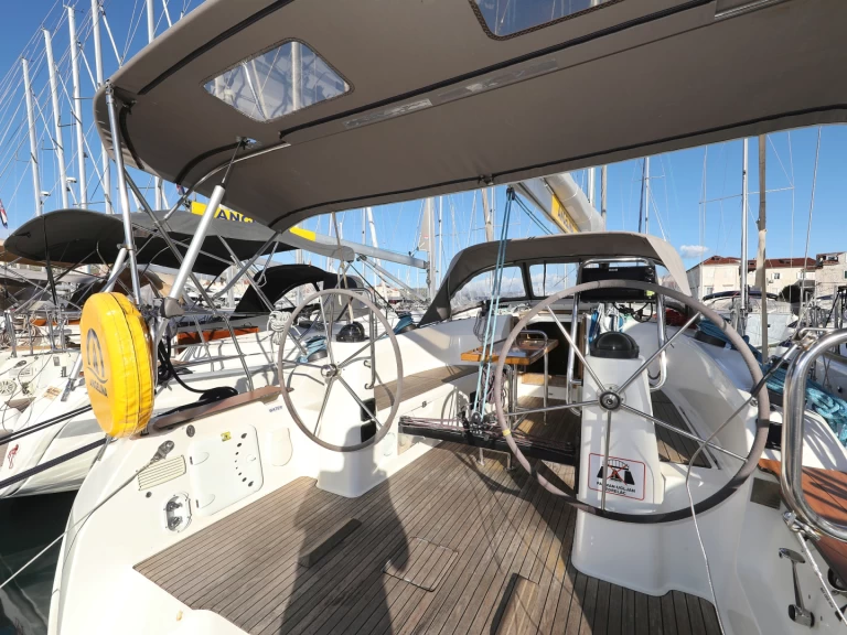 Pronájem Plachetnice v Primošten  -Bavaria Cruiser 40 S