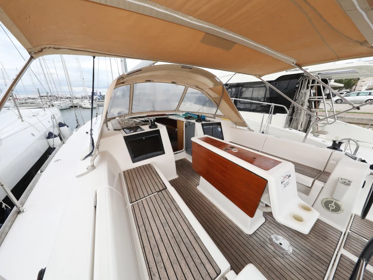 Pronájem Plachetnice Dufour s licencí