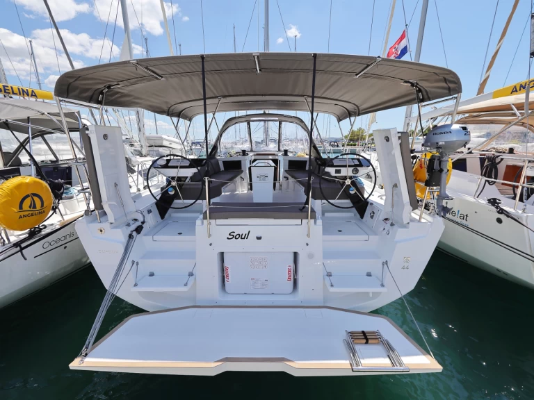 Pronájem lodi Dufour Dufour 44 v Sveti Filip i Jakov na Samboatu