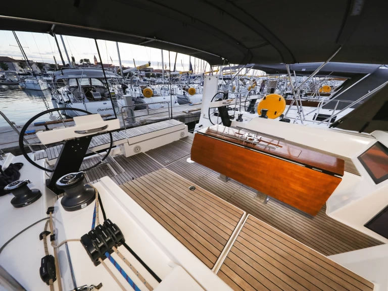 Pronájem jachty v Trogir -Dufour Dufour 470 na Samboatu