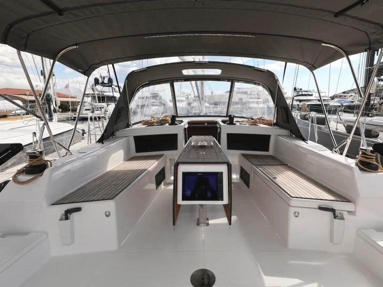 Dufour Dufour 470 jednotlivci a charterové společnosti v Trogir