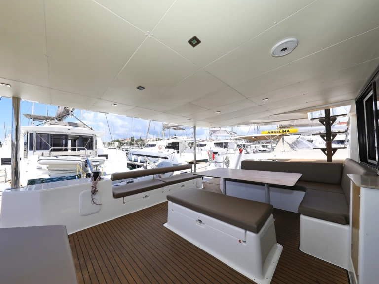 Pronájem lodi Dufour Dufour Catamarans 48 Sail v Rogoznica na Samboatu