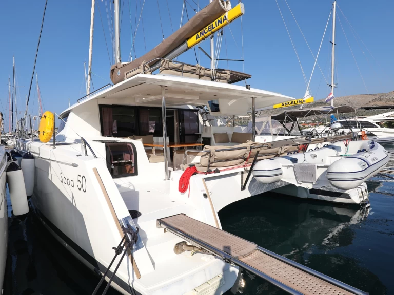 Fountaine Pajot Saba 50 jednotlivci a charterové společnosti v Sveti Filip i Jakov