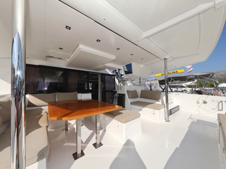 Pronájem jachty v Sveti Filip i Jakov -Fountaine Pajot Saba 50 na Samboatu