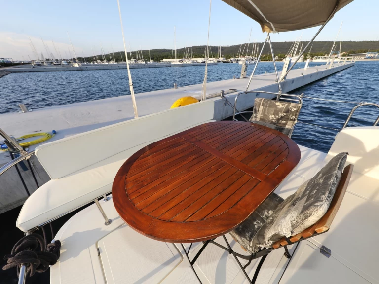 Cobra Yachts Futura 40 Grand Horizon jednotlivci a charterové společnosti v Sveti Filip i Jakov