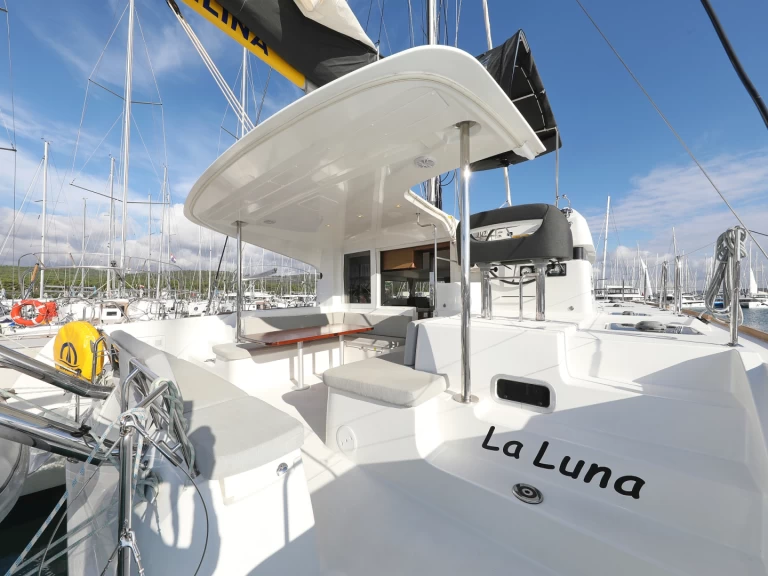 Pronajmout si Lagoon Lagoon 40 v Sveti Filip i Jakov