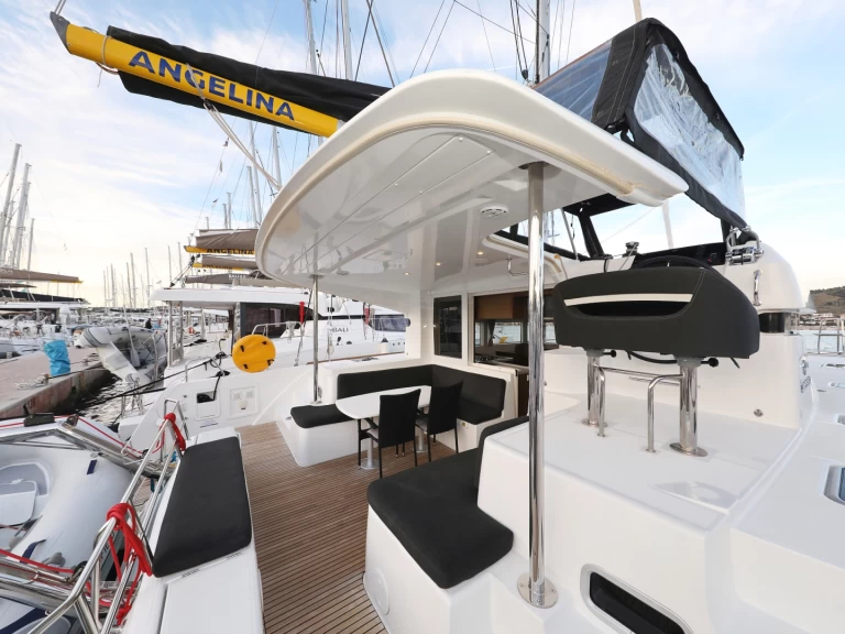 Pronájem jachty v Biograd Na Moru -Lagoon Lagoon 40 na Samboatu