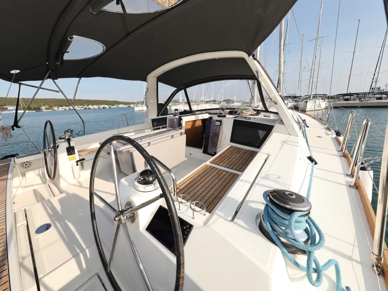 Pronajmout Plachetnice se skipperem či ne Bénéteau v Sveti Filip i Jakov