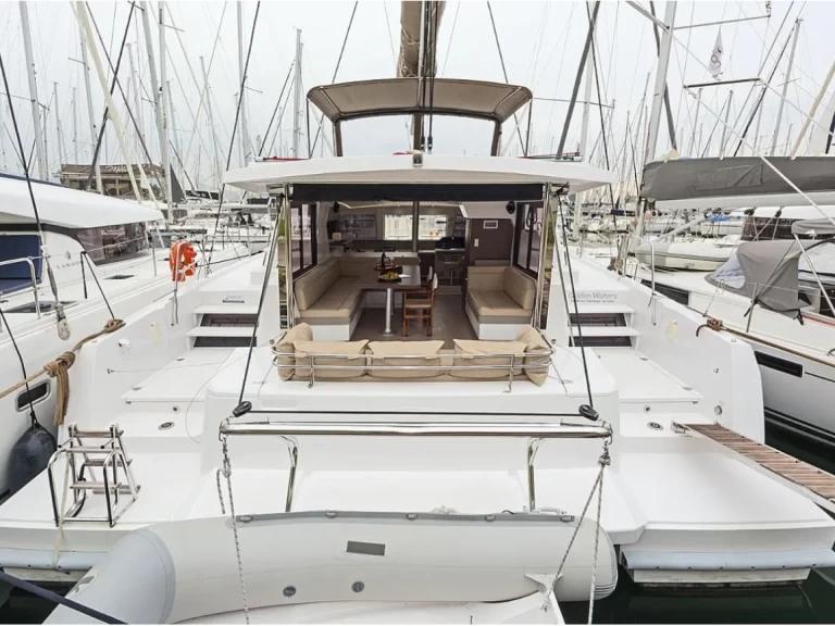 Pronajmout Katamarán se skipperem či ne Bali v Ávdira