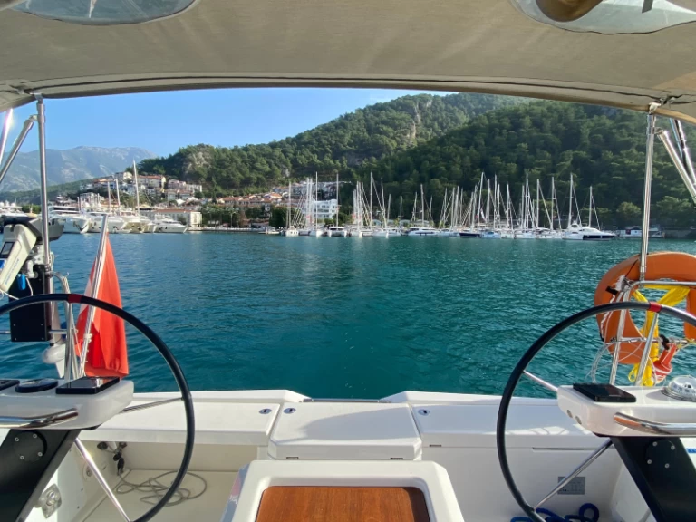 Pronajmout si Dufour Dufour 390 v Marmaris