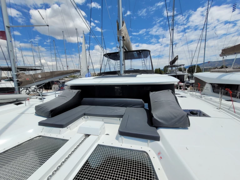 Pronajmout si Lagoon Lagoon 46 v Nidri