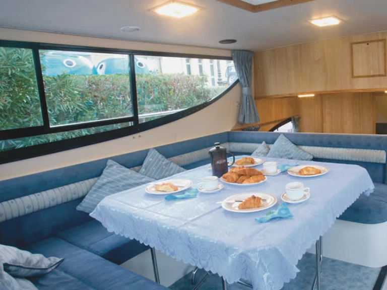 Pronájem lodi Le Boat Magnifique v Rheinsberg na Samboatu