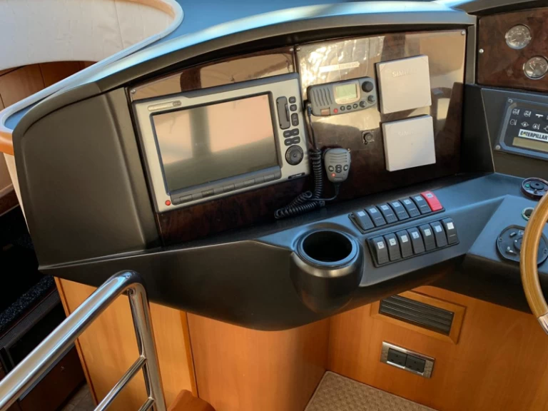 Pronajmout si Sunseeker Manhattan 50 v Primošten 