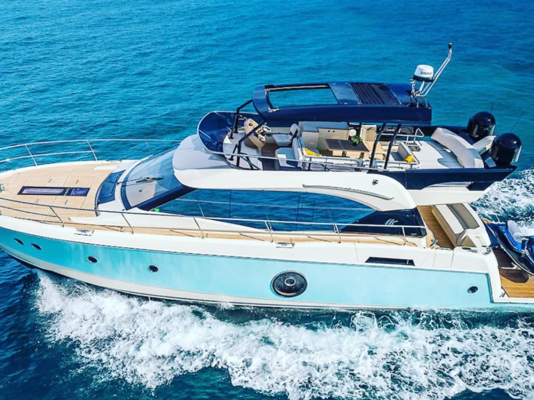 Pronájem lodi Sunseeker Sunseeker 60 v Dubai Marina na Samboatu
