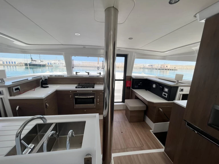 Pronájem Katamarán v Capo d'Orlando -Bali Bali 4.2