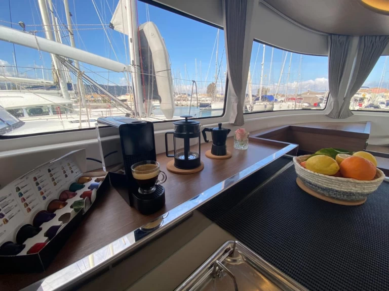 Pronájem Katamarán v Lefkáda -Lagoon Lagoon 46