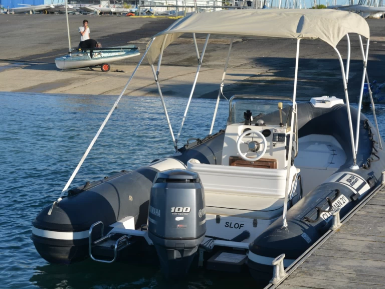 Pronajmout si Joker Boat Clubman 21 v La Rochelle