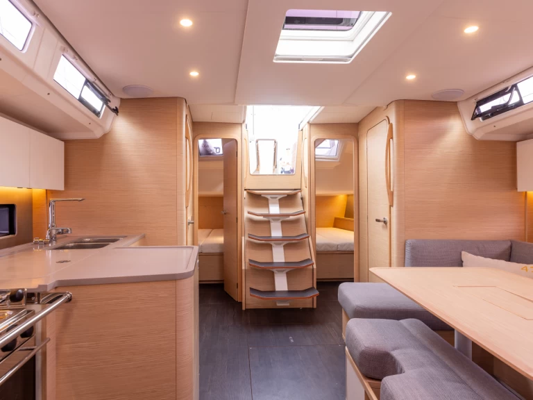 Pronájem Plachetnice v Piraeus -Dufour Dufour 41