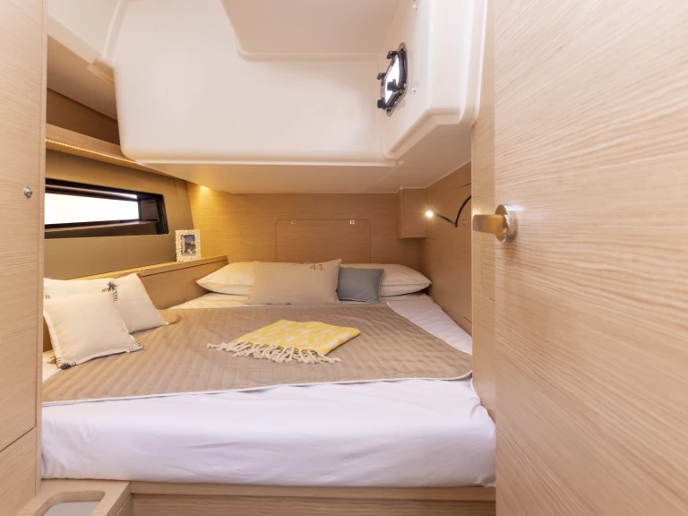 Pronájem lodi Lefkáda lákavé ceny Dufour 41