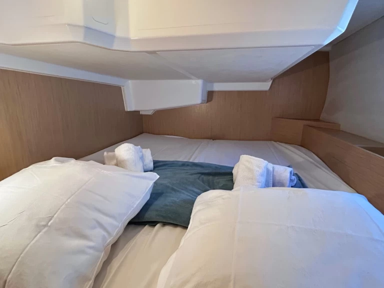 Plachetnice k pronájmu v Port Grimaud za nejlepší cenu