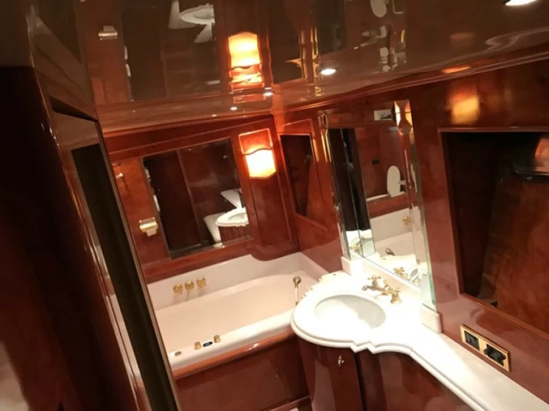 Pronájem Jachta v Olbia -Cantieri Pegasus 80