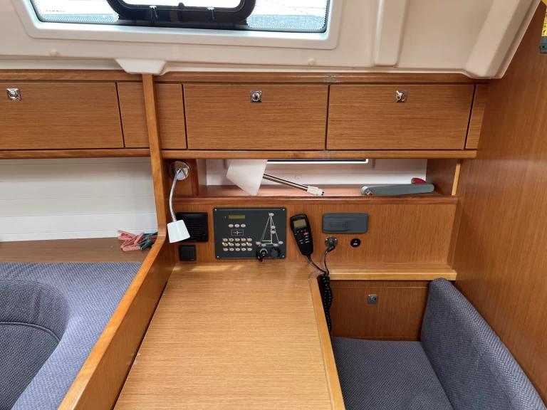 Pronájem lodi Bavaria Bavaria 41 Cruiser v Lefkáda na Samboatu