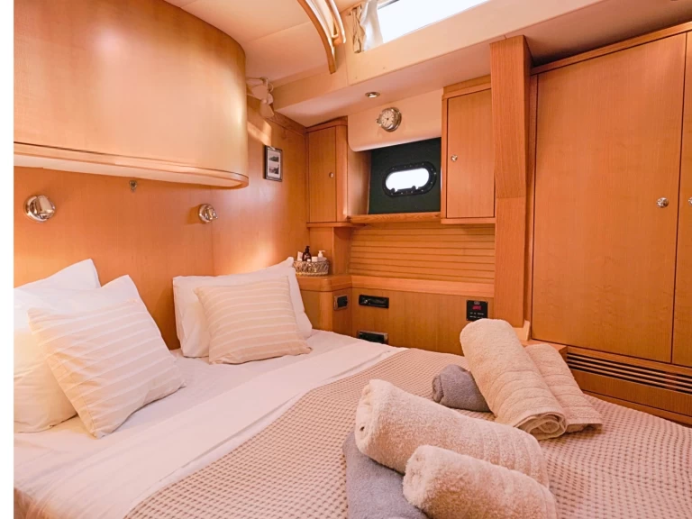 Pronájem jachty v Vlycho - Trintella 65 Classic na Samboatu