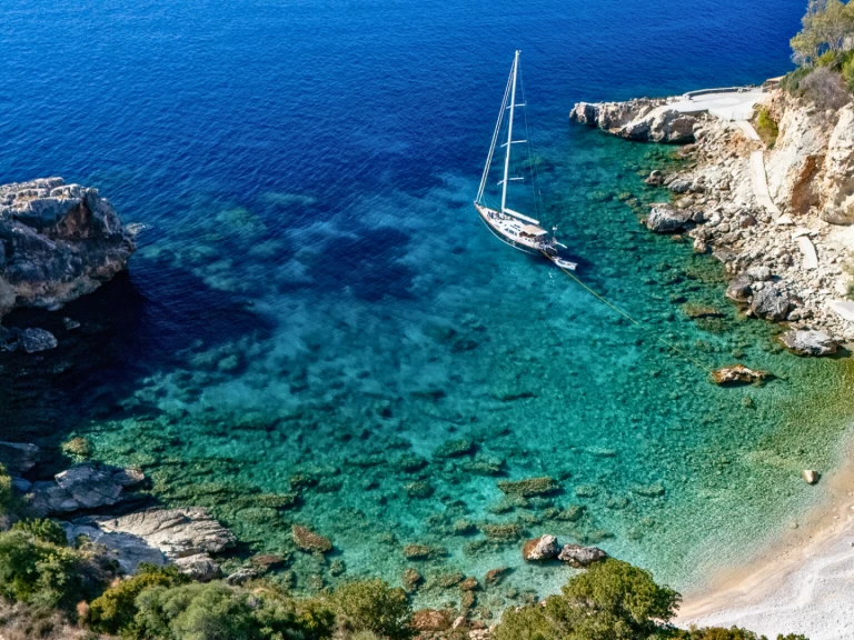 Pronájem lodi Vlycho lákavé ceny Trintella 65 Classic