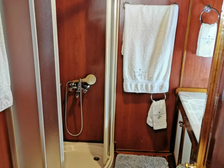 Pronájem Plachetnice  s licencí