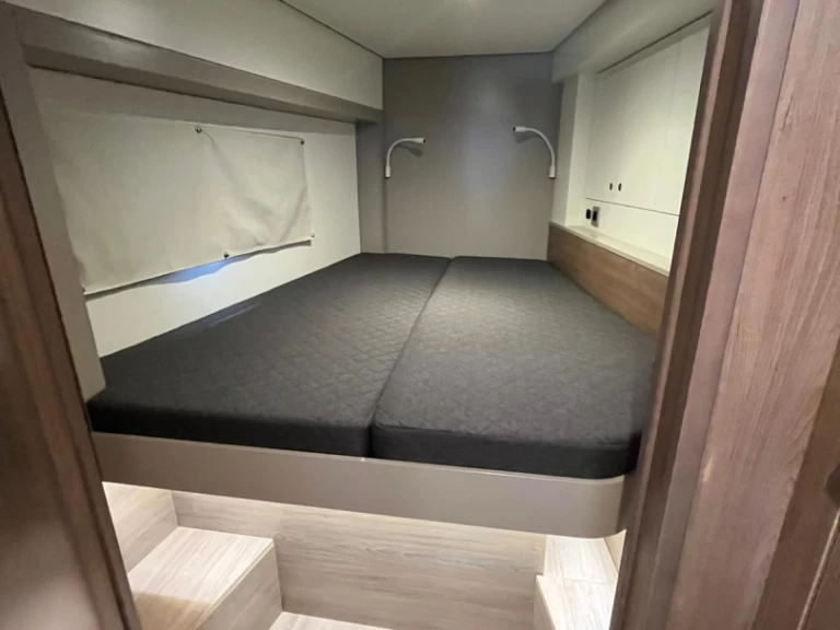 Pronájem Katamarán Bali s licencí