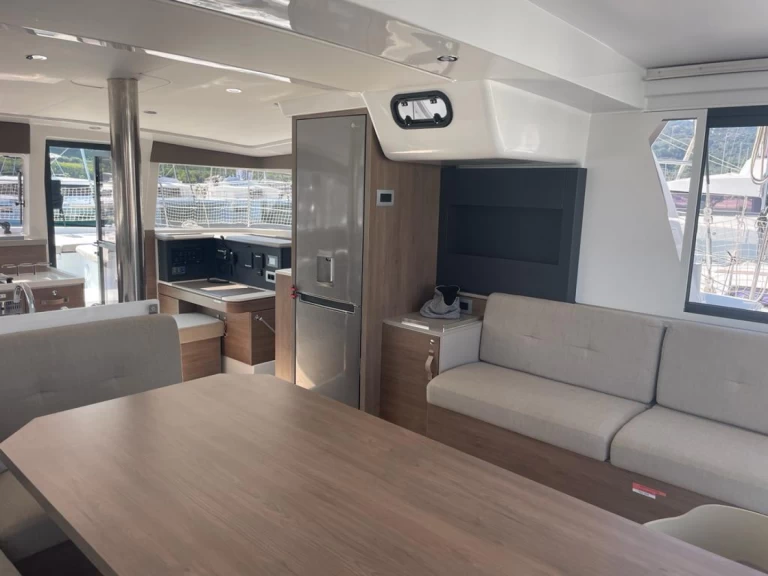 Pronájem lodi Bali Bali 4.2 v Capo d'Orlando na Samboatu