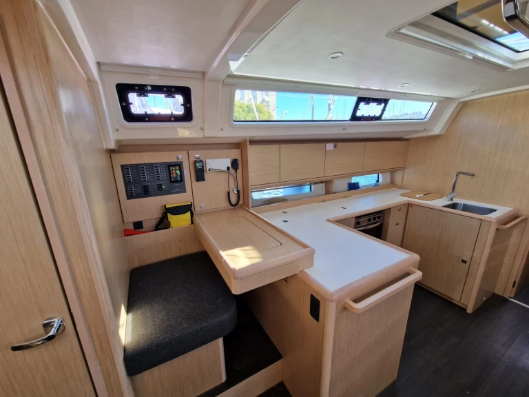 Pronájem Plachetnice Bavaria s licencí