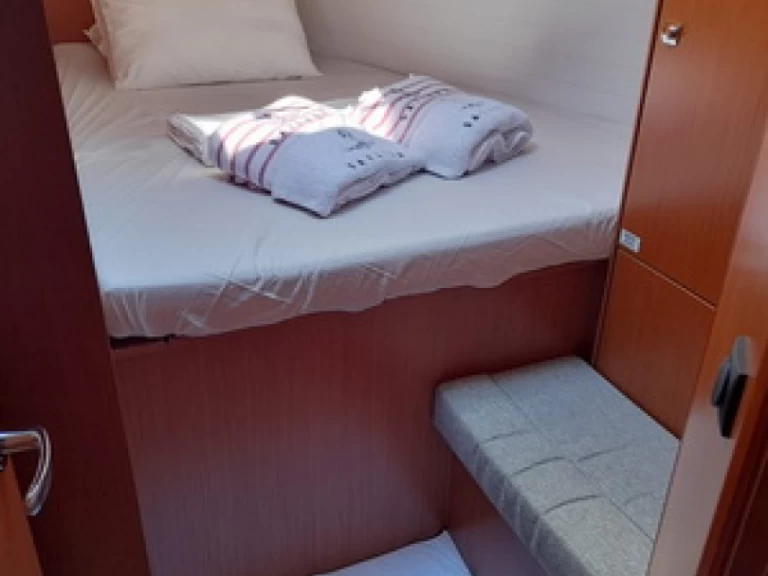 Pronájem Plachetnice Bavaria s licencí