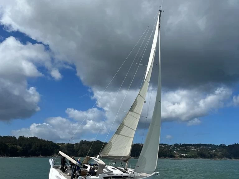 Pronájem lodi Dufour Dufour 430 Grand Large v Baiona na Samboatu