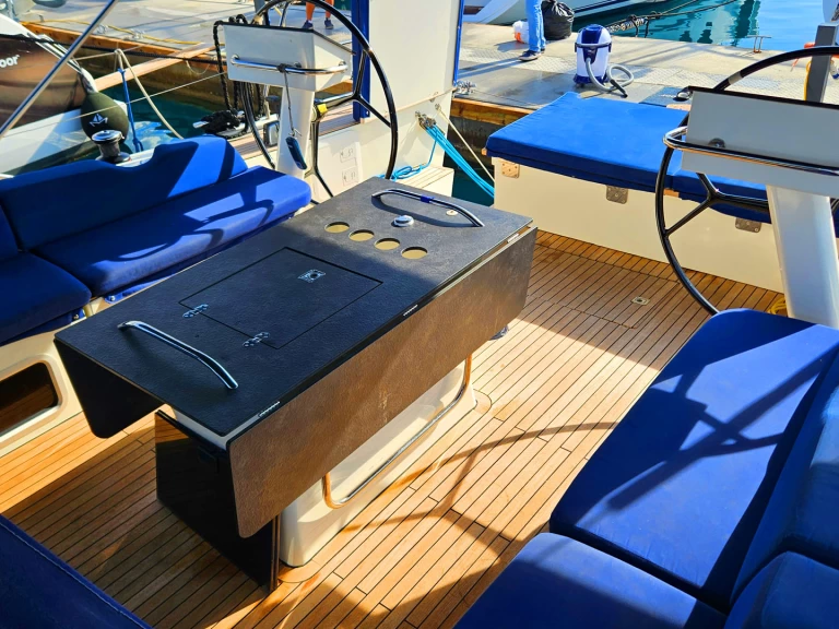 Pronájem Plachetnice D&D Yacht s licencí