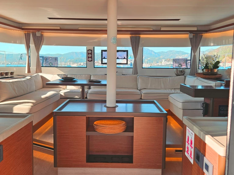 Pronajmout Katamarán se skipperem či ne Lagoon v Marmaris