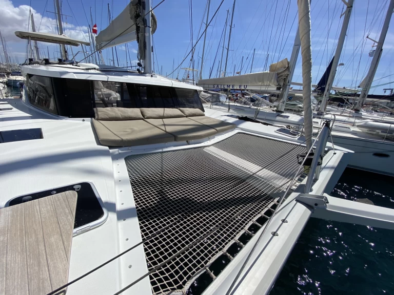 Pronajmout si Fountaine Pajot Lucia 40 v Ibiza Town
