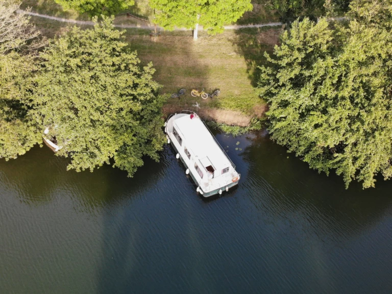 Pronajmout Říční loď se skipperem či ne Jeanneau v Grez-Neuville