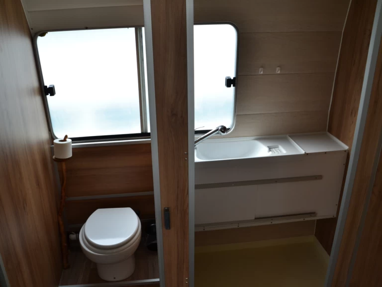 Pronajmout si Jeanneau Classic Family 4-8 p. v Sablé-sur-Sarthe